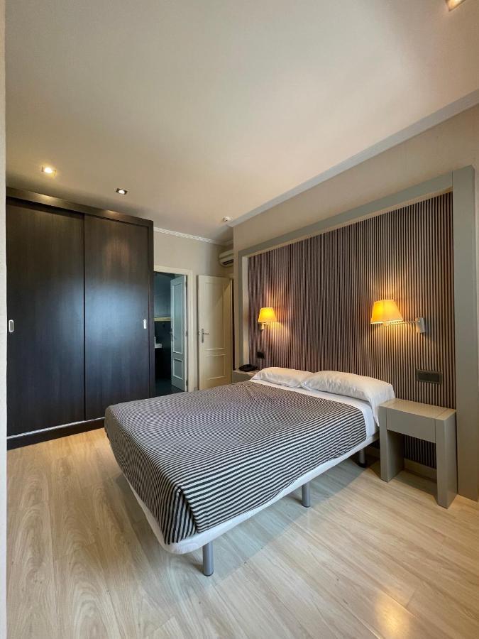 Apartamento Con Piscina Y Parking Daire Valensiya Dış mekan fotoğraf
