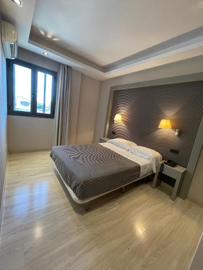 Apartamento Con Piscina Y Parking Daire Valensiya Dış mekan fotoğraf