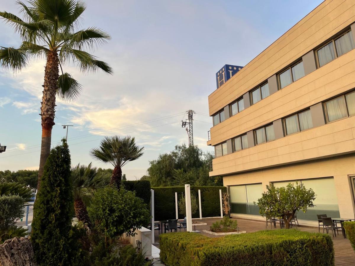 Apartamento Con Piscina Y Parking Daire Valensiya Dış mekan fotoğraf