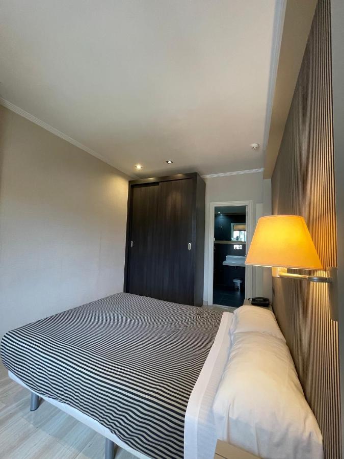 Apartamento Con Piscina Y Parking Daire Valensiya Dış mekan fotoğraf